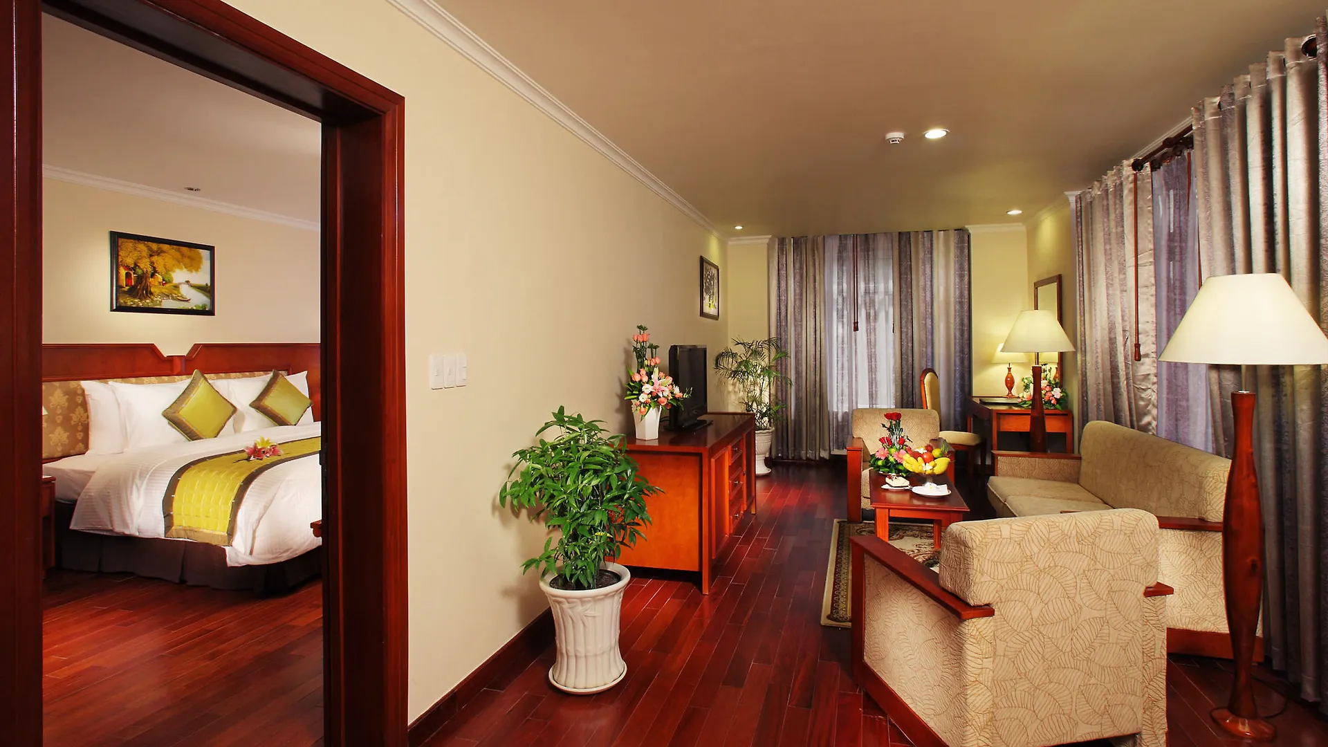 First Hotel Ho Chi Minh-stad 4*,  Vietnam
